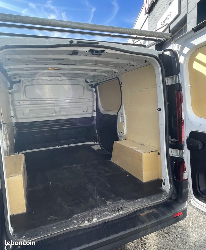 camionette-nv300-fg-l1h1-2t8-nissan-oblp25005-3