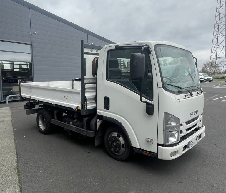 vehicule-utilitaire-leger-m21-serie-bleu-isuzu-obl25019-1